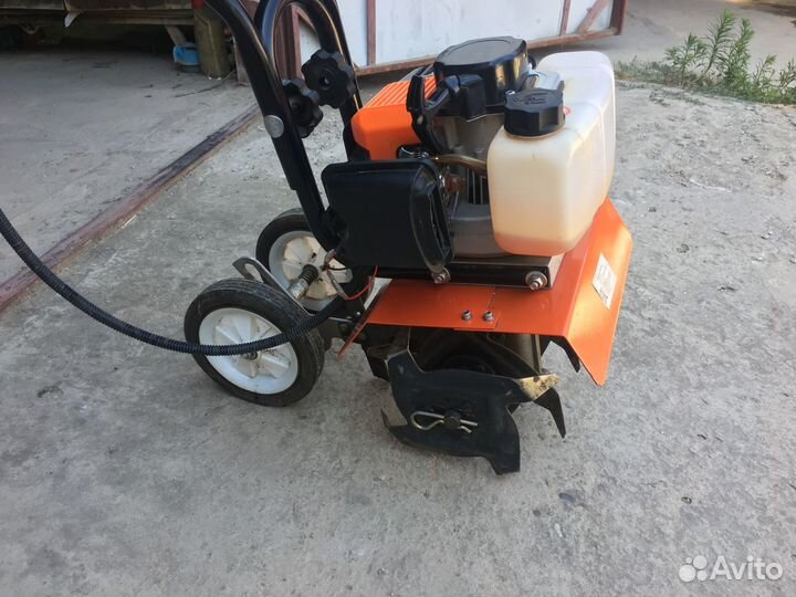 Мототяпка бензиновая Tehnoline 520