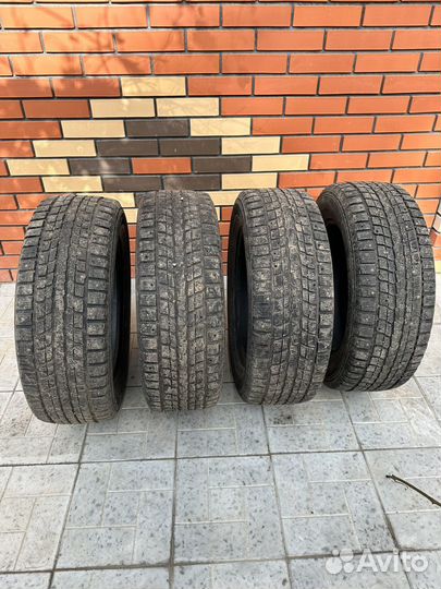 Dunlop SP Winter Ice 01 225/65 R17