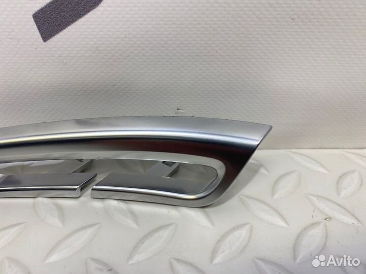 Направляющая ремня безопасности задняя правая