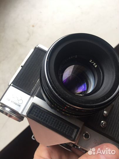 Фотоаппарат Зенит Е с экспонометром