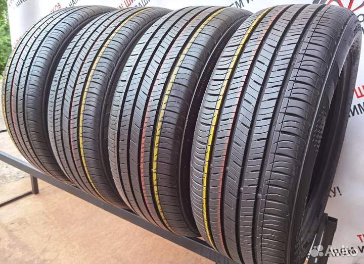 Kumho Solus TA31 215/55 R17 94V