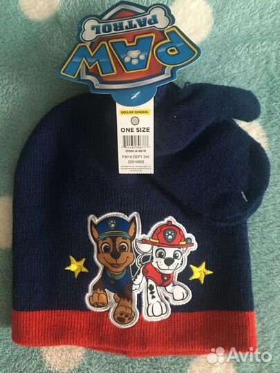 Шапка для мальчика новая с варежками