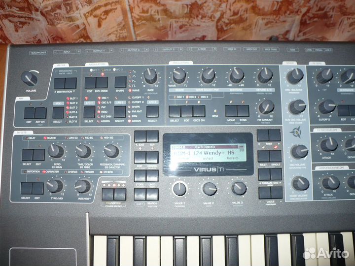 Синтезатор Accsess Virus TI2 keyboard-61