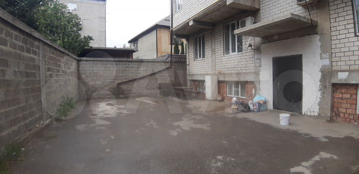 2-к. квартира, 80 м², 6/6 эт.