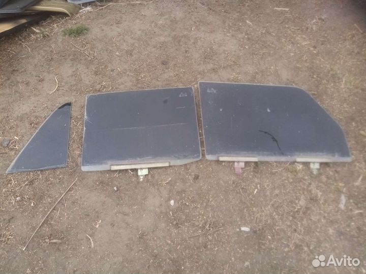 Левые стекла