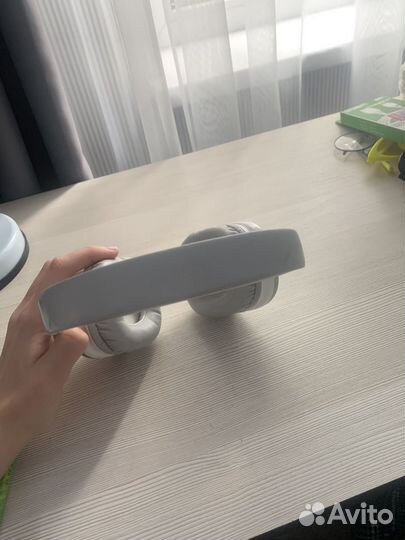 Беспроводные наушники