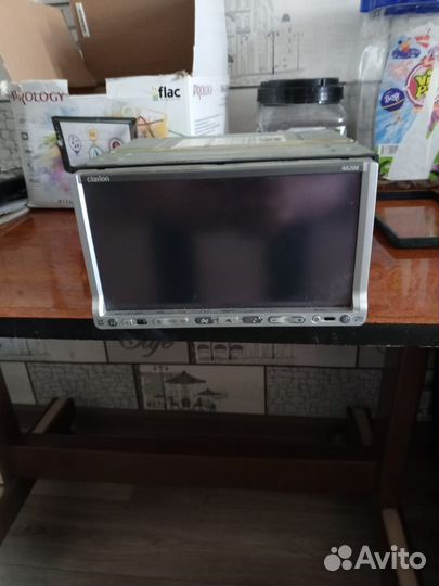 Продам магнитолу clarison nx 208