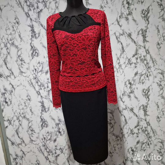 Платье из гипюра