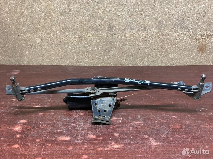 Механизм стеклоочистителя Ауди 80 б4