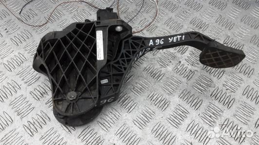 Педаль тормоза skoda yeti 1 (1NN25O201)