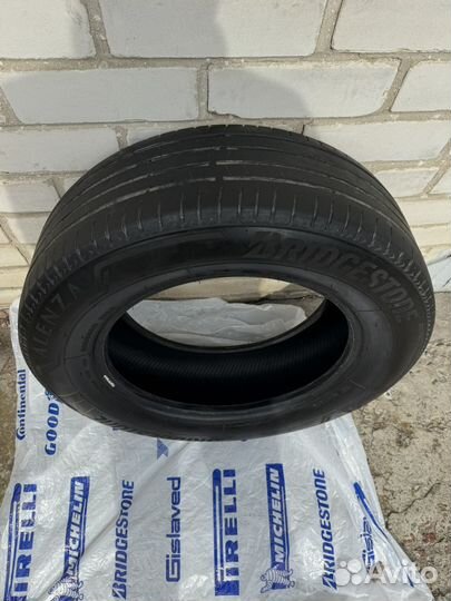 Bridgestone Alenza 001 225/65 R17