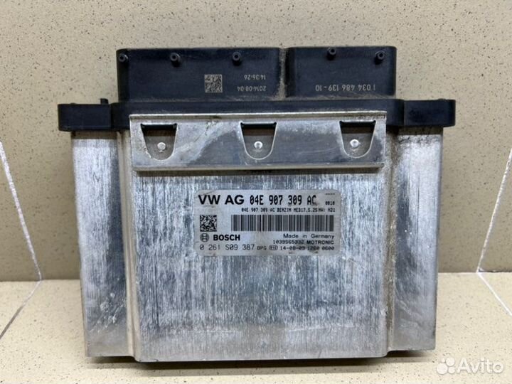 Блок управления двигателем Audi A3 8V czca 2014