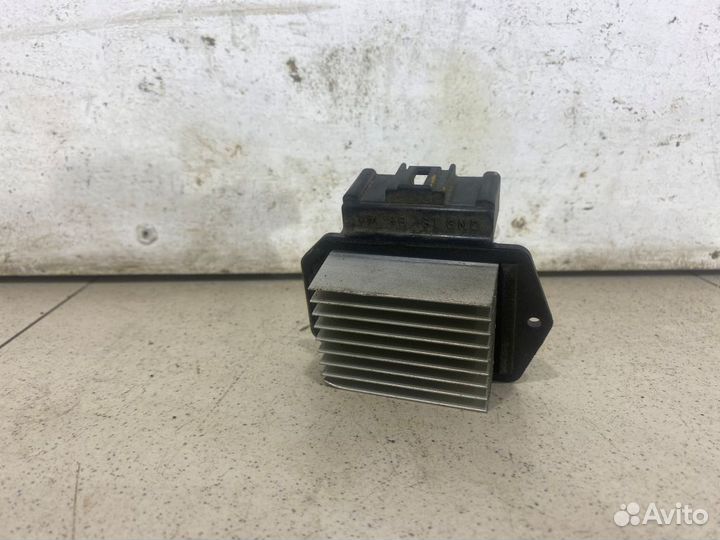 Резистор отопителя Тойота