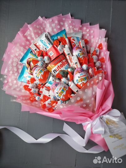 Сладкий букет из конфет