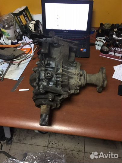 Угловой редуктор МКПП TL8 B 002 на рено дастер