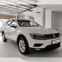 Volkswagen Tiguan 2.0 AMT, 2017, 132 000 км, с пробегом, цена 2 640 000 руб.