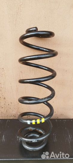 Задняя пружина audi q3