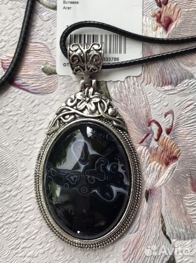 Колье с натуральными камнями