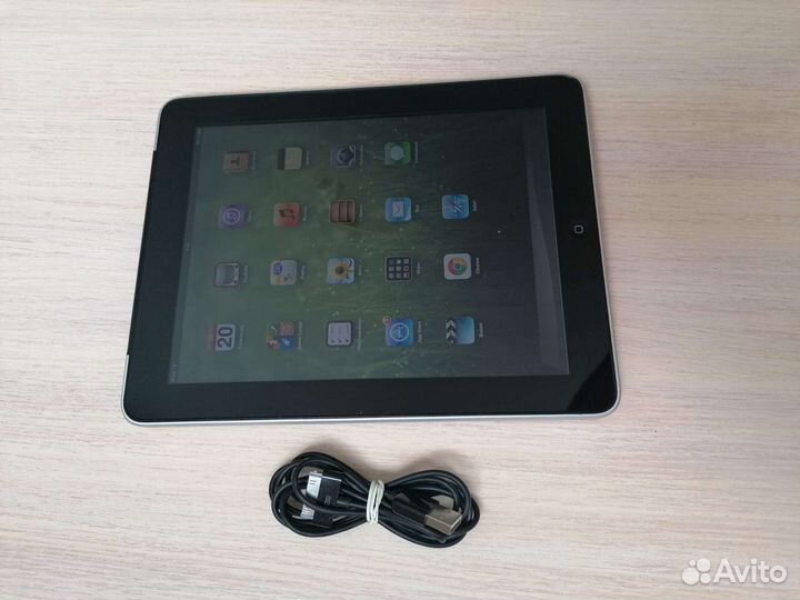 iPad 1 32Gb wifi+sim A1337