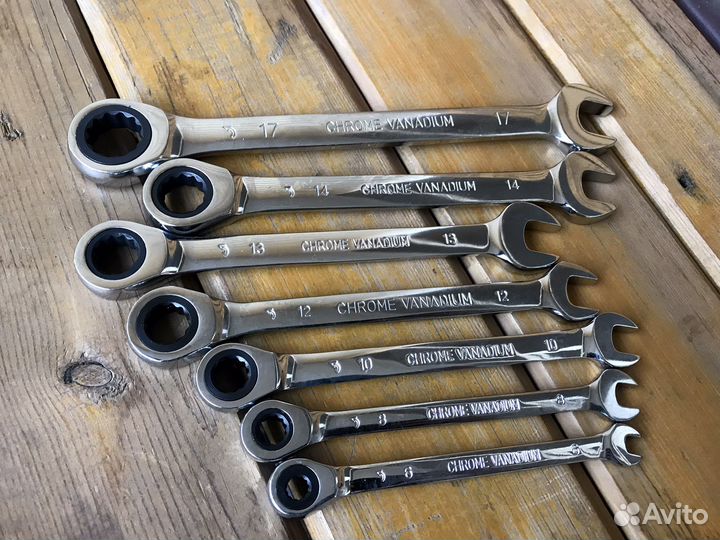 Набор ключей с трещоткой