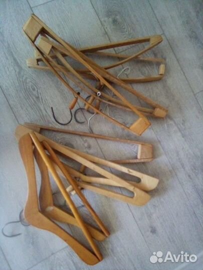 Вешалки плечики деревянные