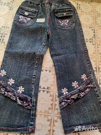 Джинсовый костюм новый для девочки