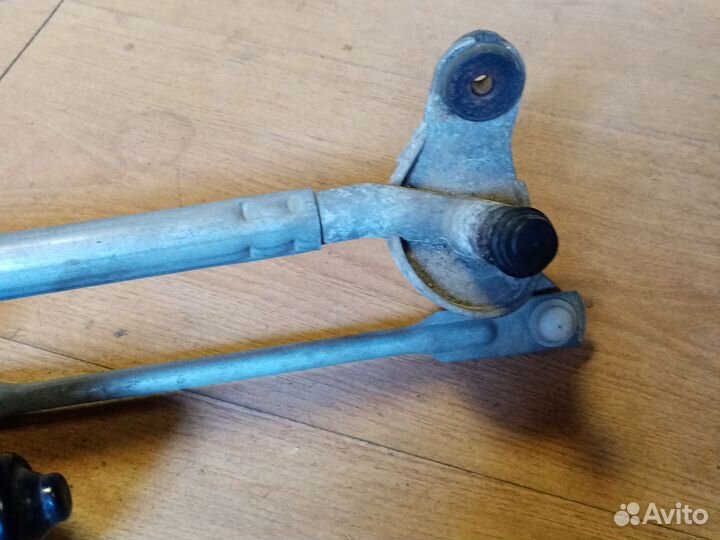 Трапеция стеклоочистителей Mitsubishi outlander 1