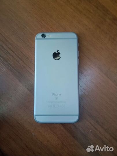 Телефон iPhone 6s