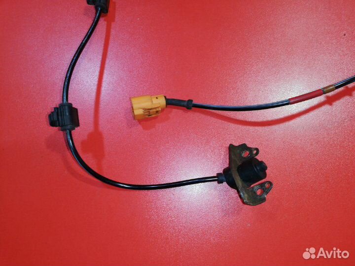 Датчик abs задний правый Honda Cr-V RD1 B20B 1997