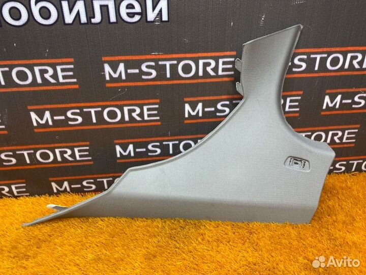 Обшивка стойки задняя правая Bmw 5-Series F10