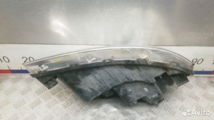 Фара Hyundai Sonata 5 NF (2005-2010)