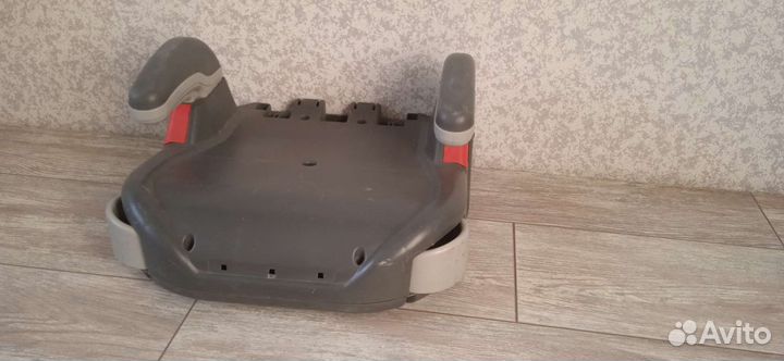 Детский кресло и бустер