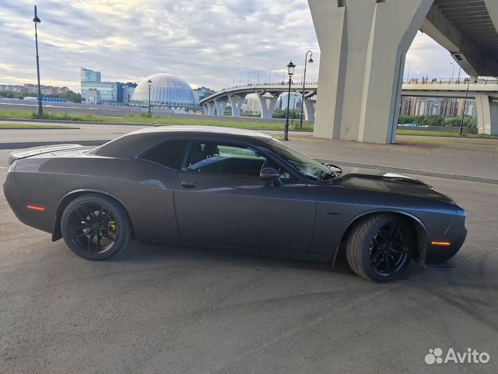 Dodge Challenger 5.7 AT, 2019, 56 896 км