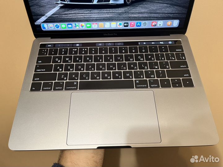 Apple MacBook Pro 13 2017 i7-16-256-идеальная акб