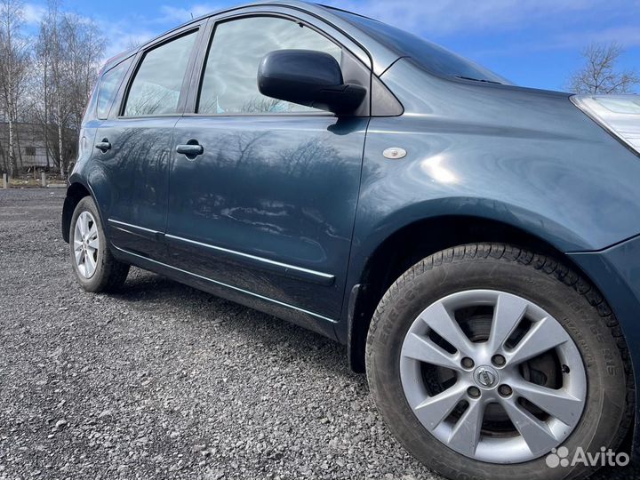 Nissan Note 1.6 AT, 2013, 192 500 км