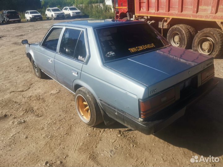 Toyota Corona, 1983