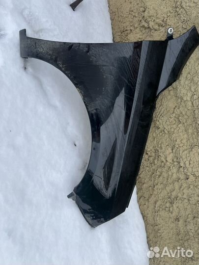 Переднее правое крыло