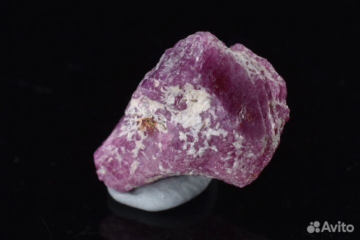 Красный корунд. Лот №800