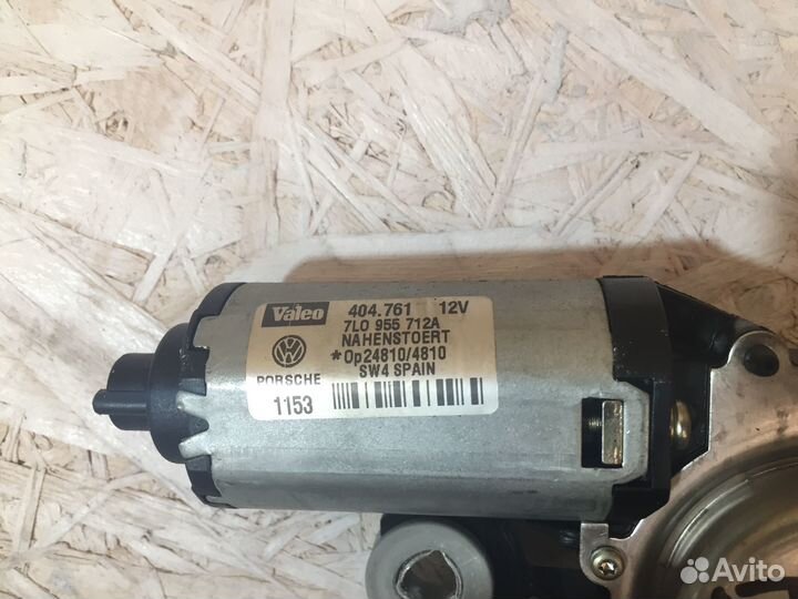 Моторчик стеклоочистителя задний VW Touareg 2002-2