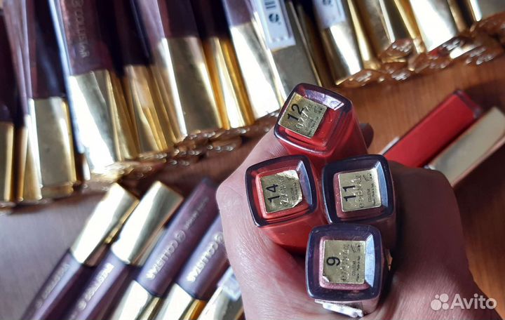 Помада, блеск для губ collistar Gloss Design