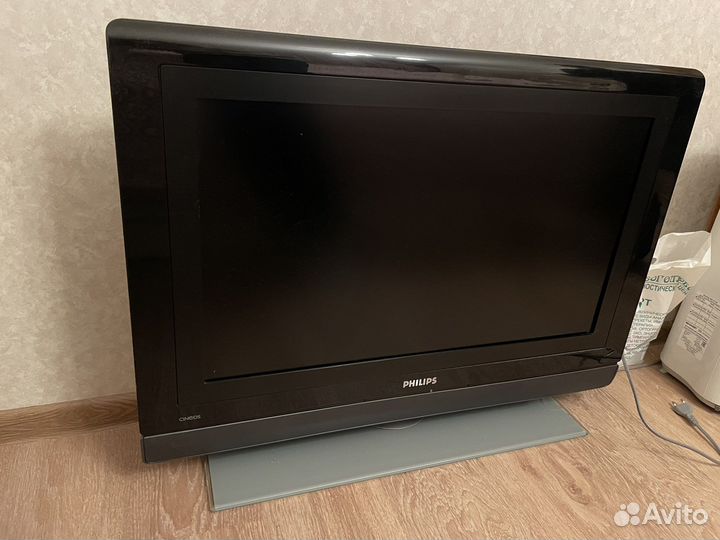 Телевизор Philips 32 дюйма