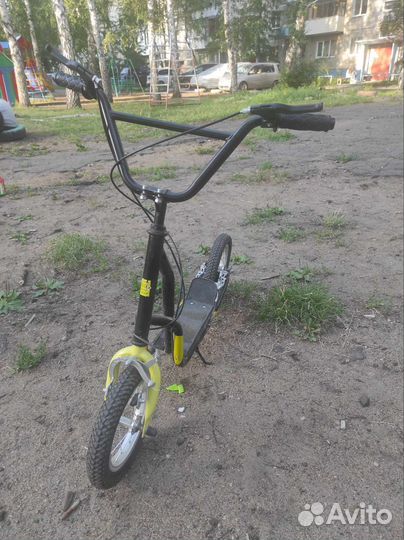 Самокат взрослый с большими колесами