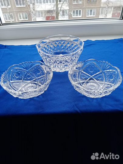 Хрусталь и графин стекло