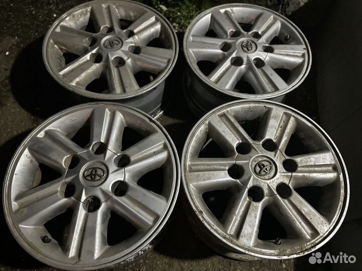 Диски Toyota Hilux классика