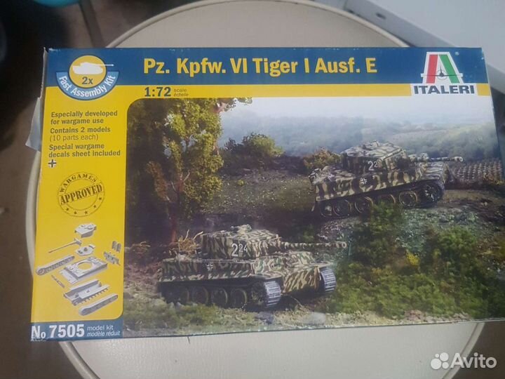 Модель танка 1:72