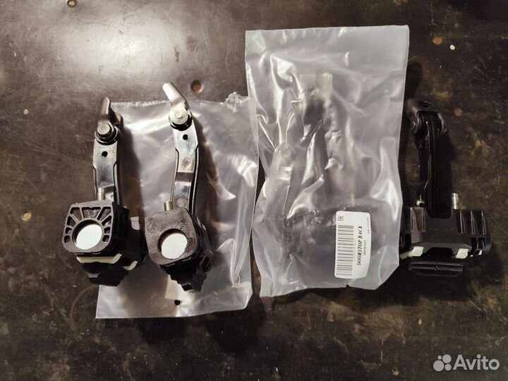 Дверной ограничитель