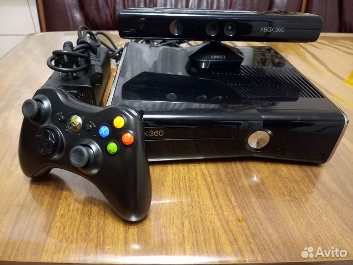 Xbox 360 с кинектом