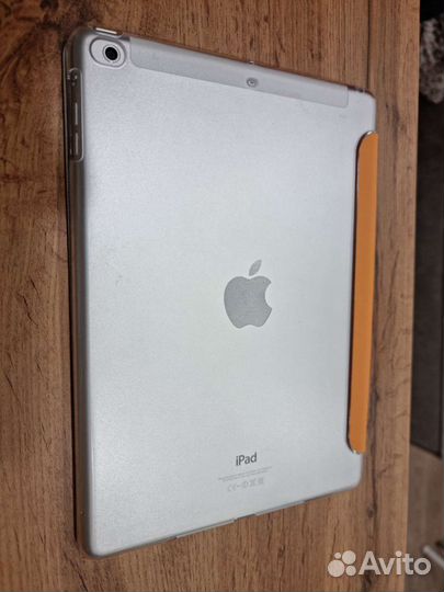 Apple iPad air 32 Gb LTE Silver