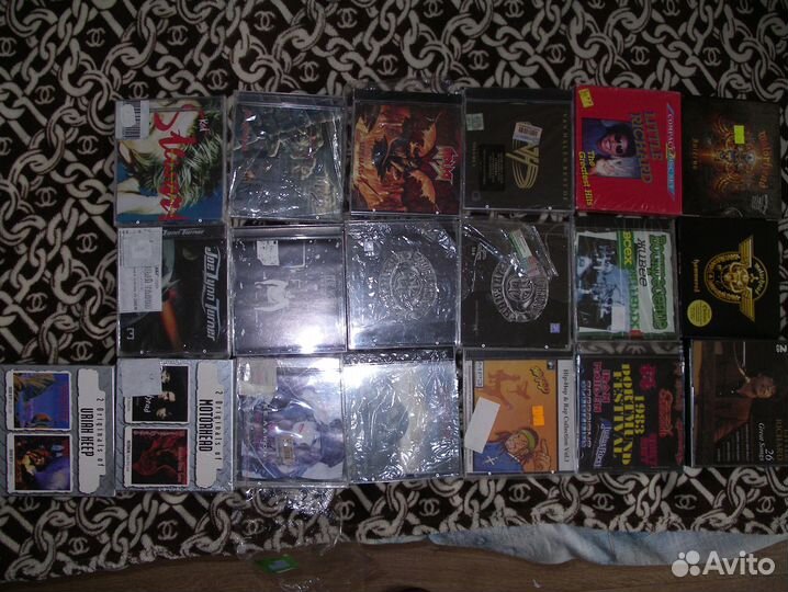 Фирменные компакт диски (CD)