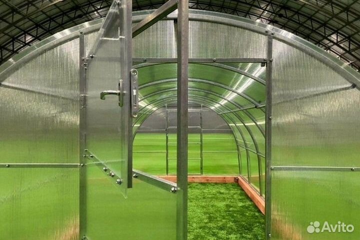 Теплица из поликарбоната